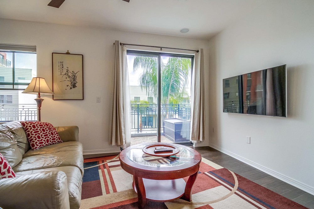 Virtual tour photo 14 of 53 for 1750 Kettner Blvd UNIT 417