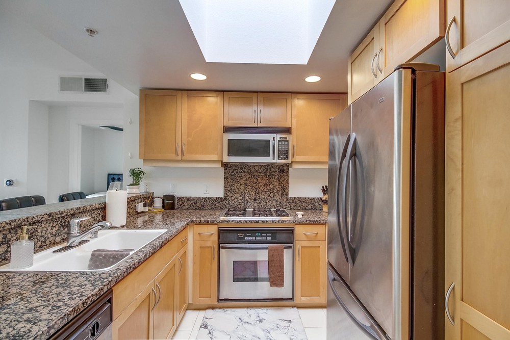 Virtual tour photo 23 of 53 for 1750 Kettner Blvd UNIT 417
