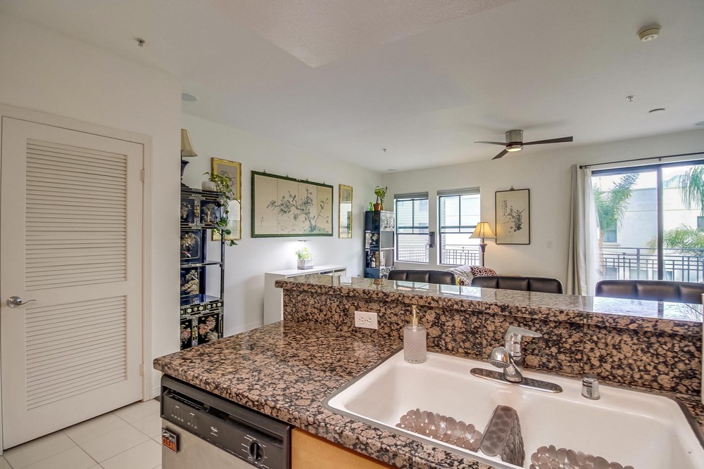 Virtual tour photo 25 of 53 for 1750 Kettner Blvd UNIT 417