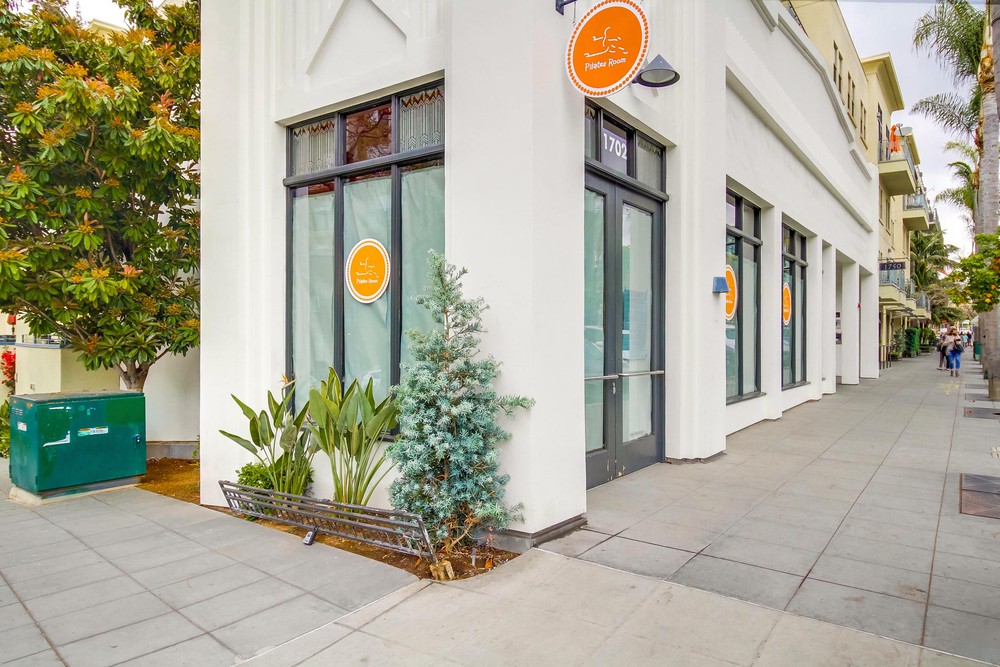 Virtual tour photo 52 of 53 for 1750 Kettner Blvd UNIT 417