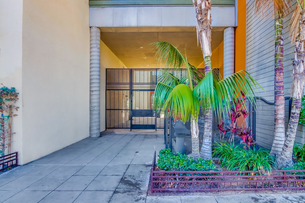 Virtual tour photo 7 of 55 for 1750 Kettner Blvd #114