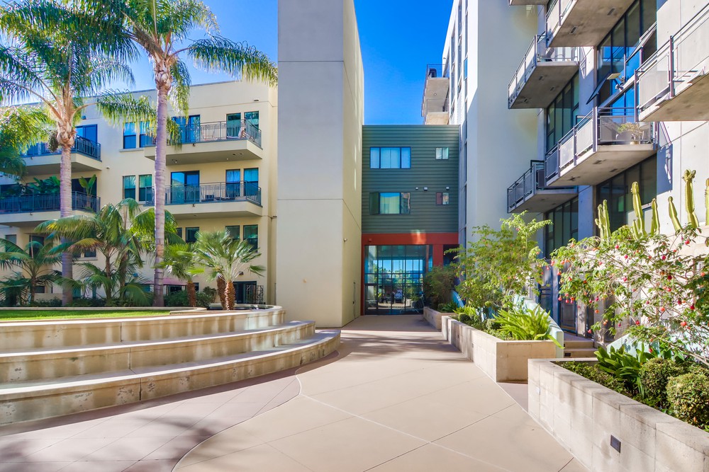 Virtual tour photo 11 of 55 for 1750 Kettner Blvd #114