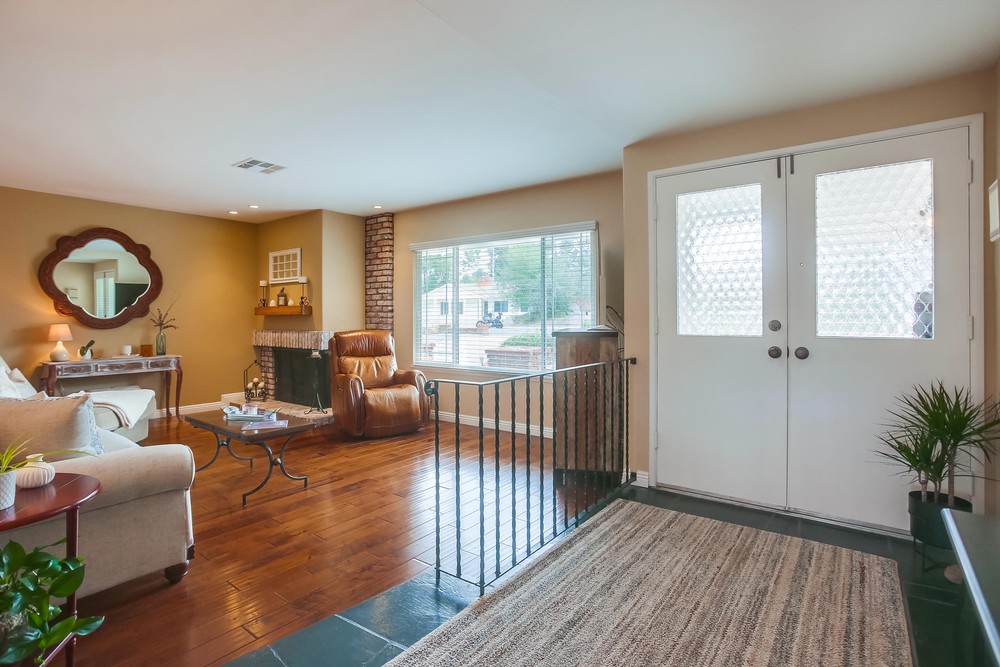 Virtual tour photo 11 of 67 for 17504 Bernardo Oaks Dr