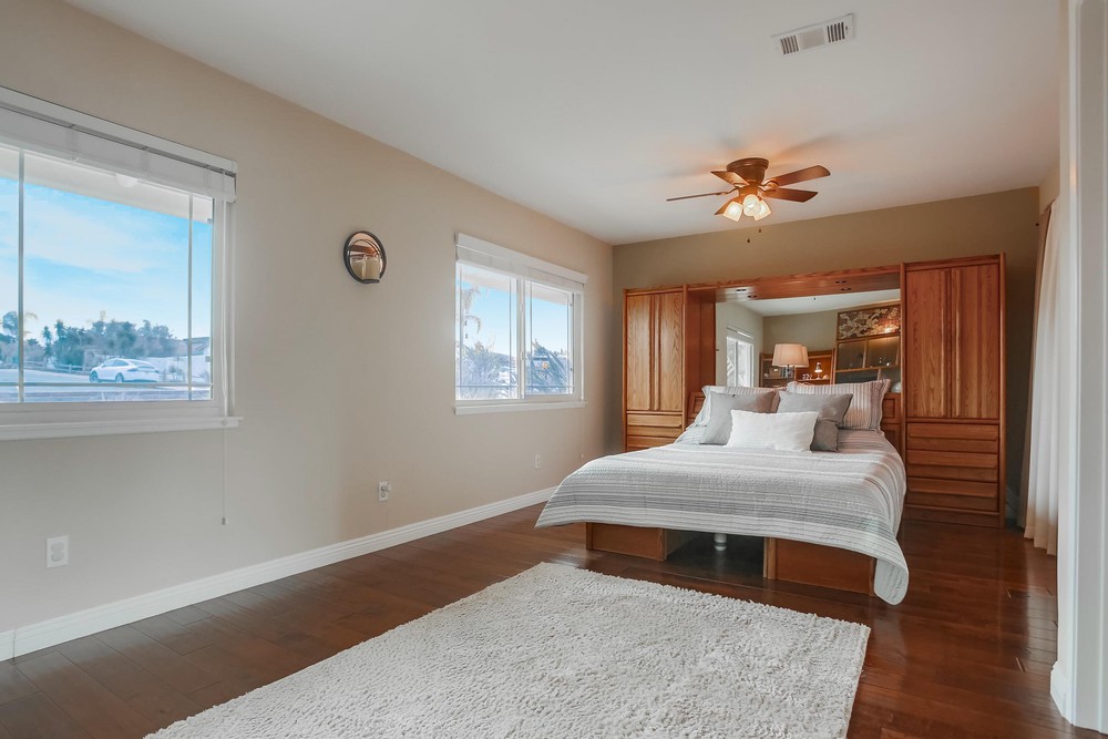 Virtual tour photo 30 of 67 for 17504 Bernardo Oaks Dr