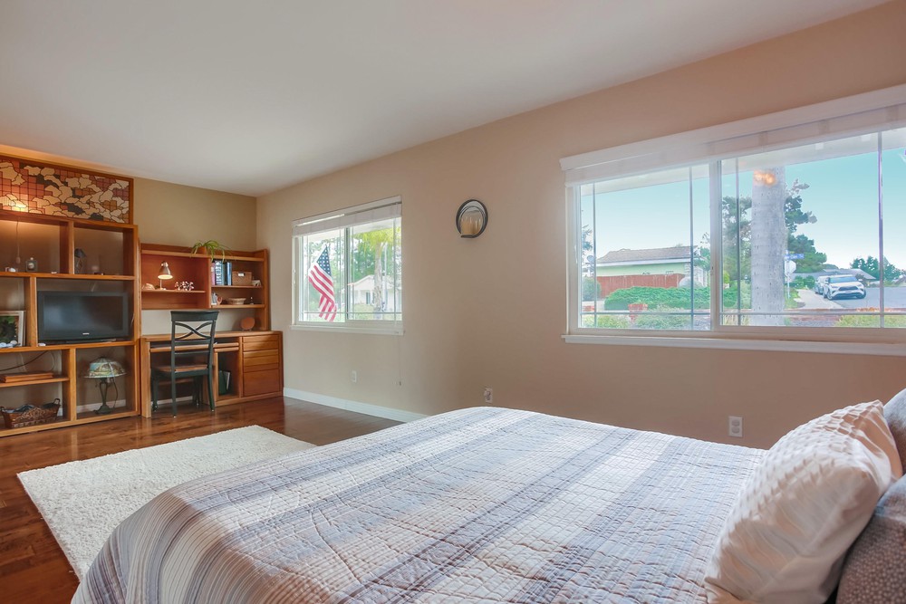 Virtual tour photo 31 of 67 for 17504 Bernardo Oaks Dr