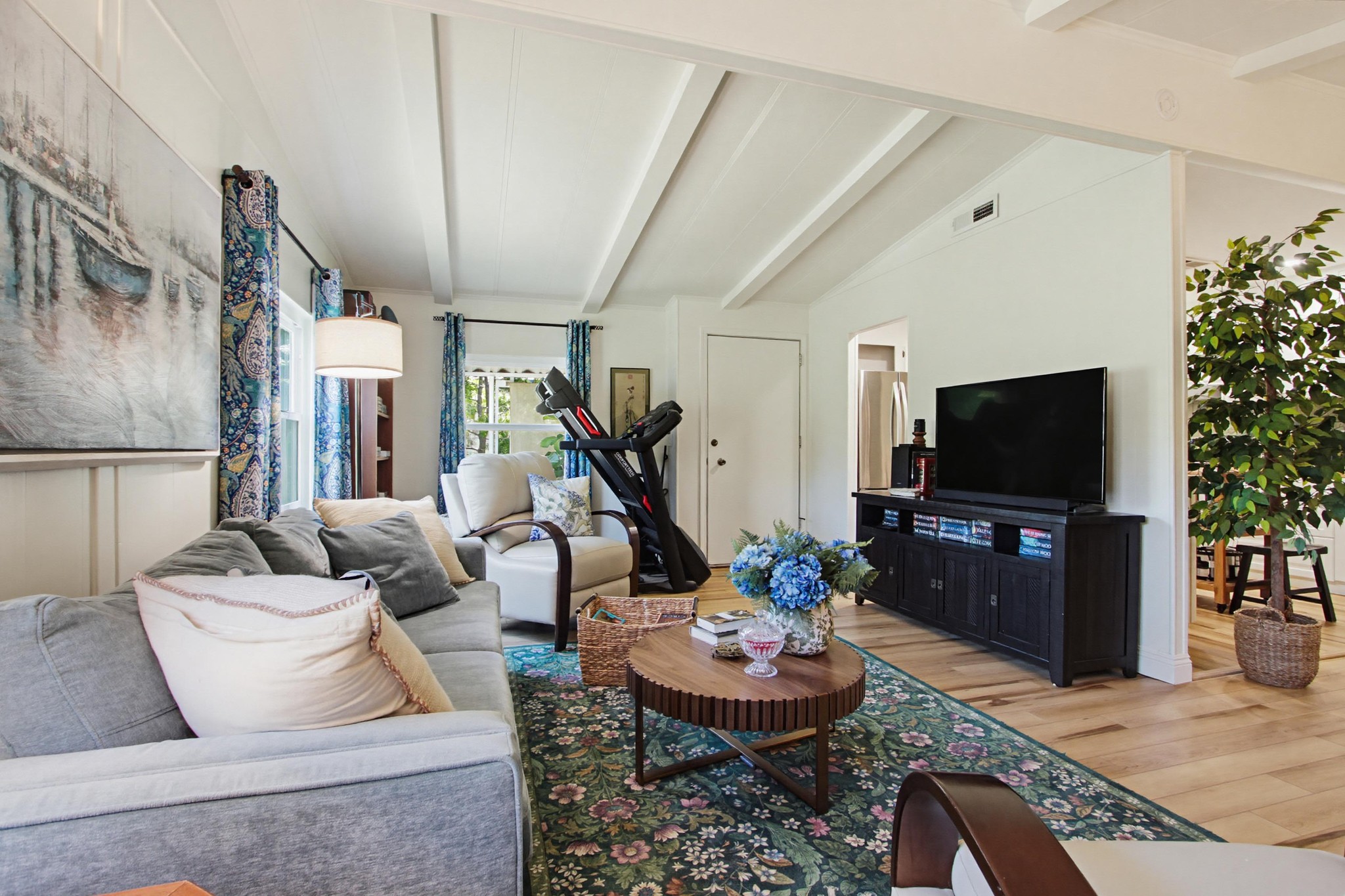 Virtual tour photo 11 of 53 for 1751 W Citracado Pkwy Spc 317