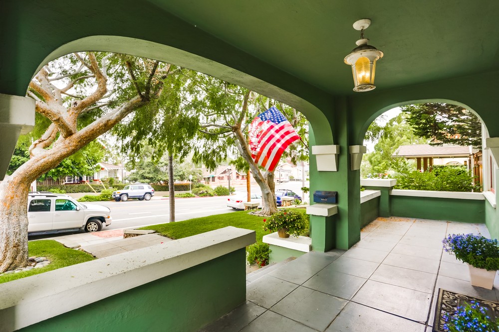 Virtual tour photo 8 of 67 for 1752 W Lewis St