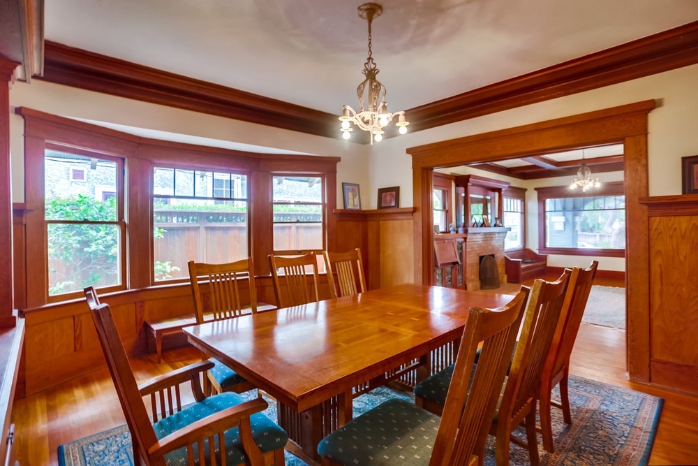 Virtual tour photo 19 of 67 for 1752 W Lewis St