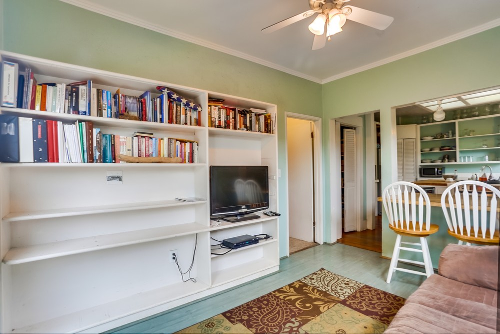 Virtual tour photo 24 of 67 for 1752 W Lewis St