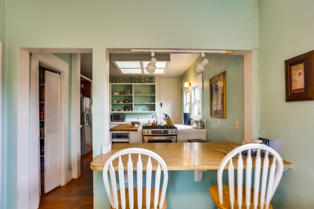 Virtual tour photo 25 of 67 for 1752 W Lewis St