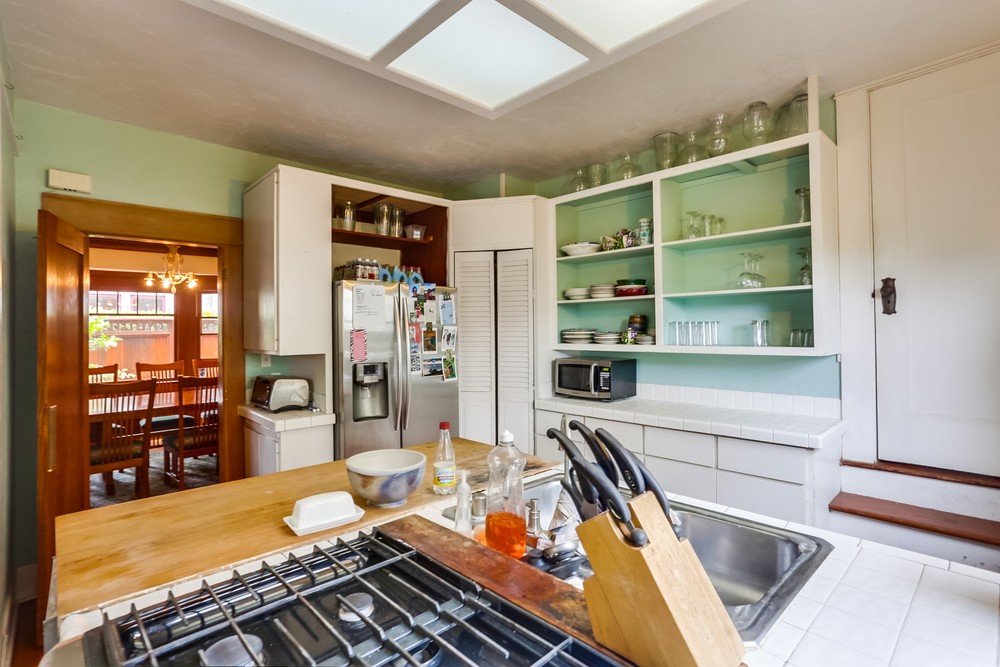 Virtual tour photo 27 of 67 for 1752 W Lewis St
