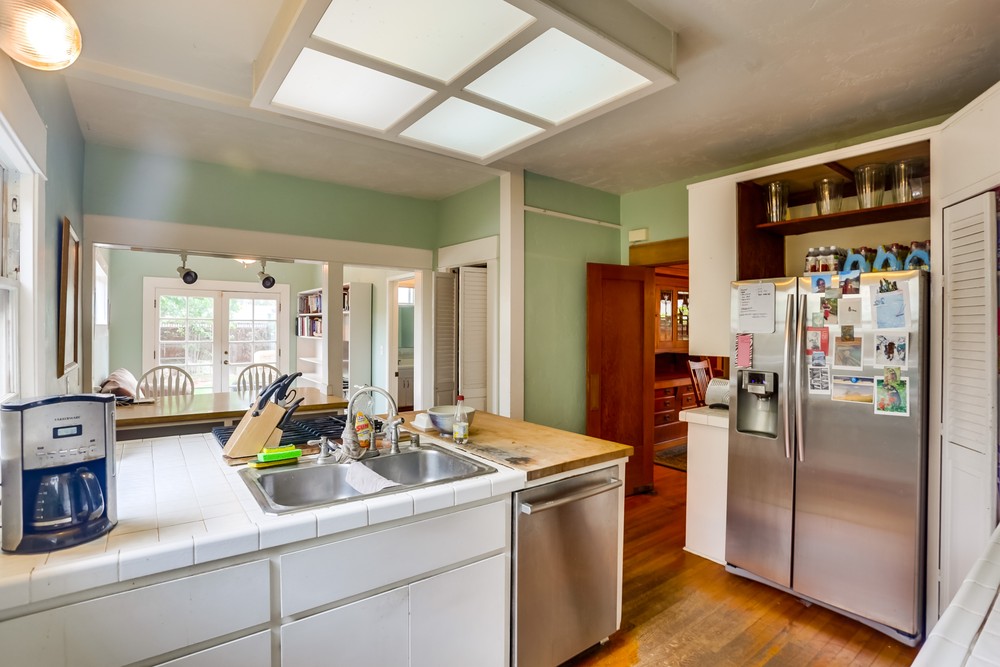 Virtual tour photo 31 of 67 for 1752 W Lewis St