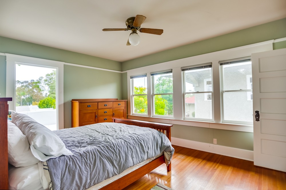 Virtual tour photo 33 of 67 for 1752 W Lewis St