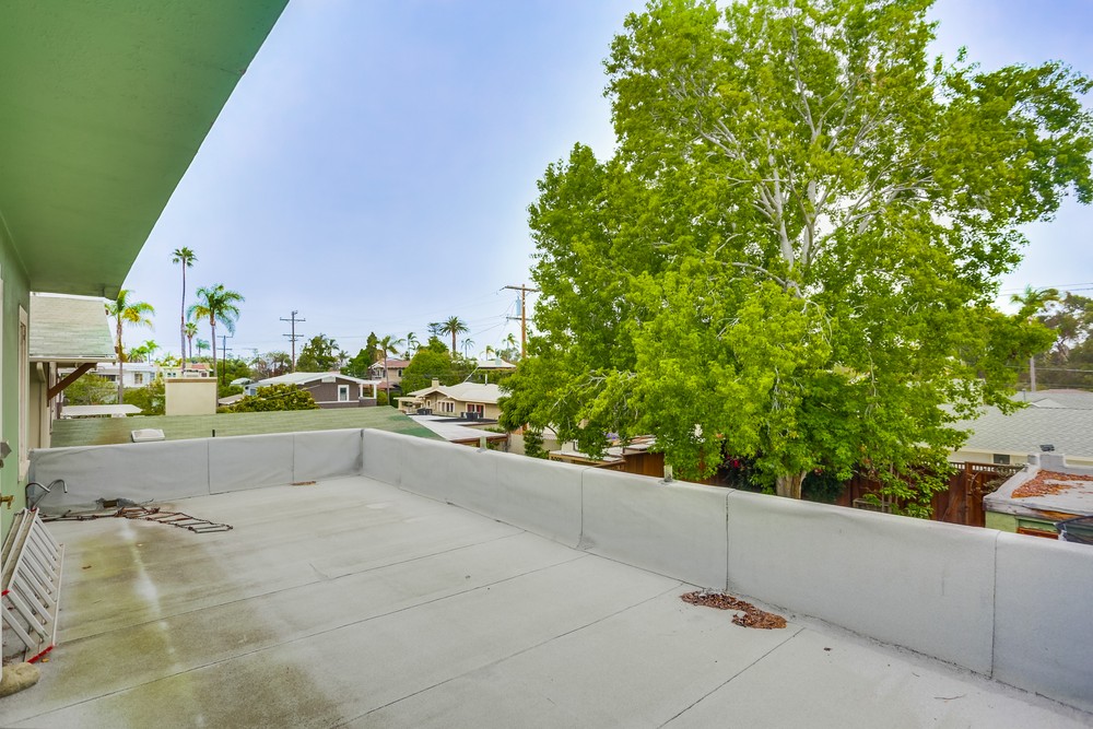 Virtual tour photo 43 of 67 for 1752 W Lewis St