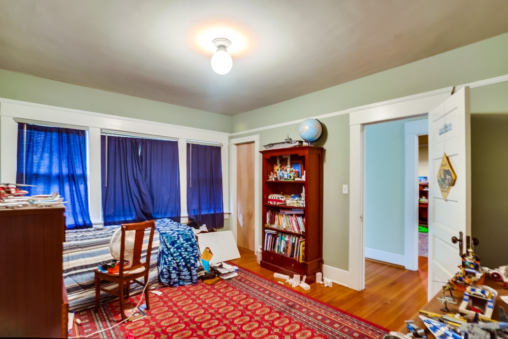 Virtual tour photo 48 of 67 for 1752 W Lewis St