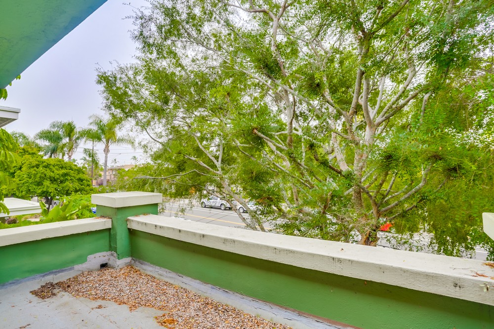 Virtual tour photo 55 of 67 for 1752 W Lewis St