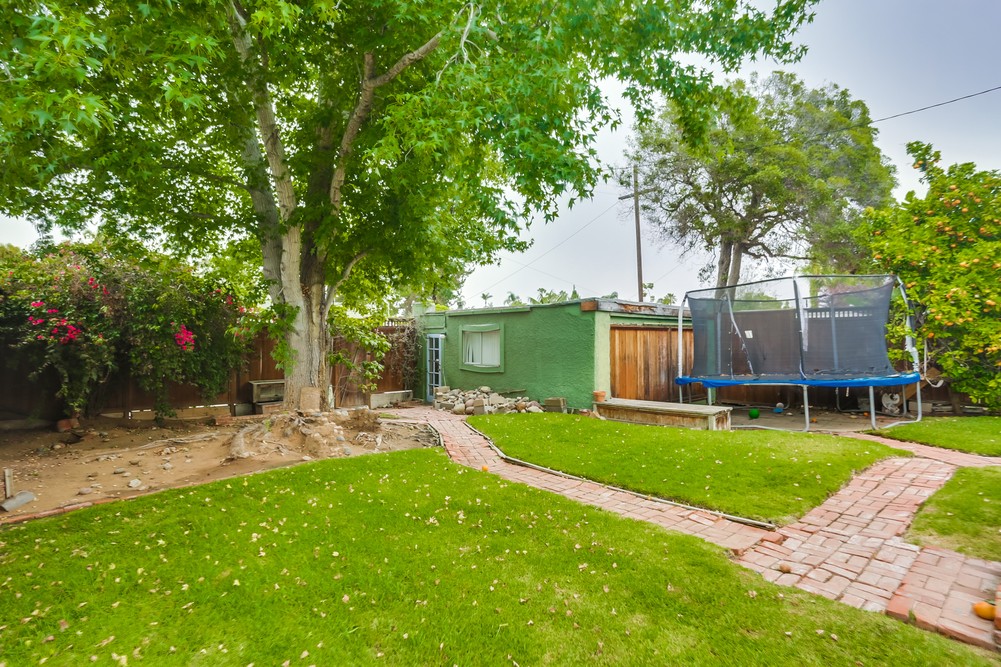 Virtual tour photo 63 of 67 for 1752 W Lewis St