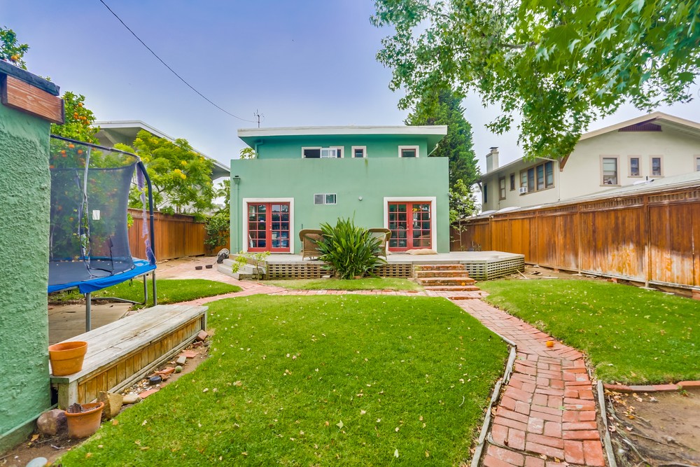 Virtual tour photo 67 of 67 for 1752 W Lewis St