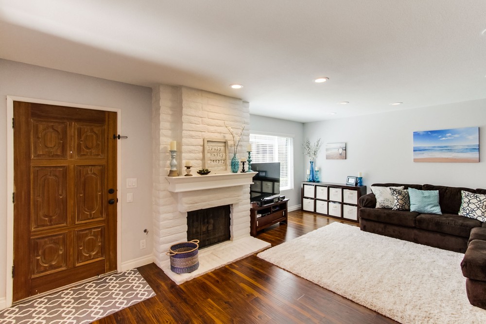 Virtual tour photo 7 of 40 for 17521 Fairlie Rd