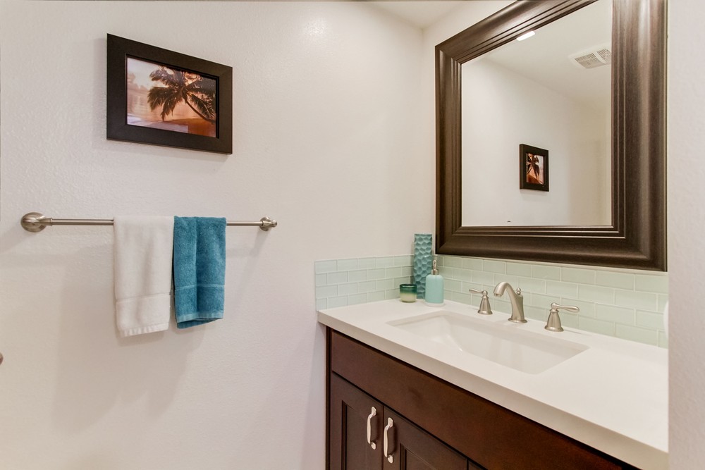 Virtual tour photo 17 of 40 for 17521 Fairlie Rd
