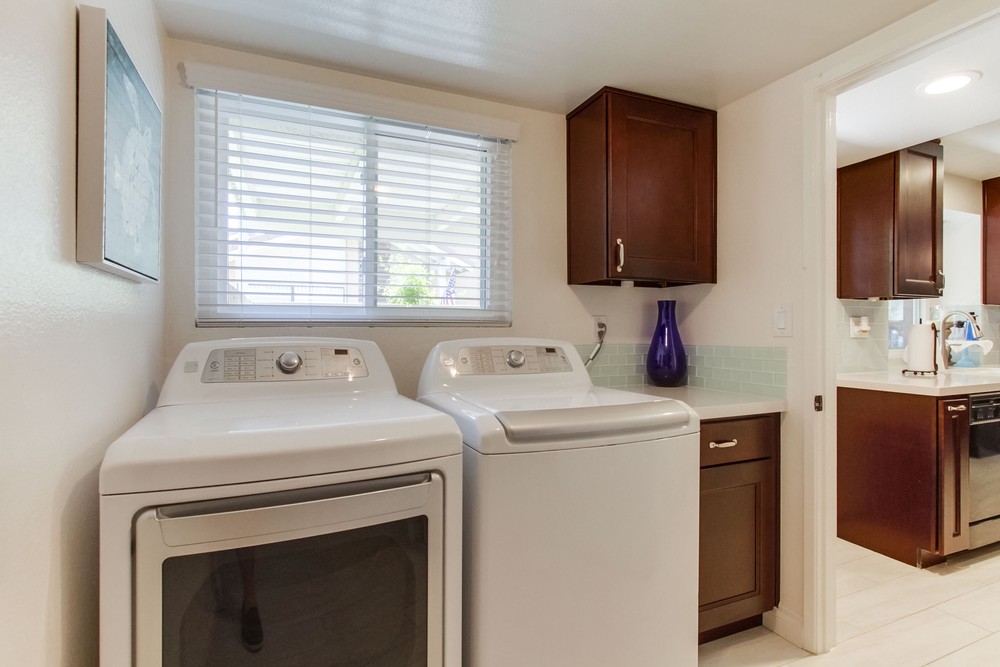 Virtual tour photo 36 of 40 for 17521 Fairlie Rd