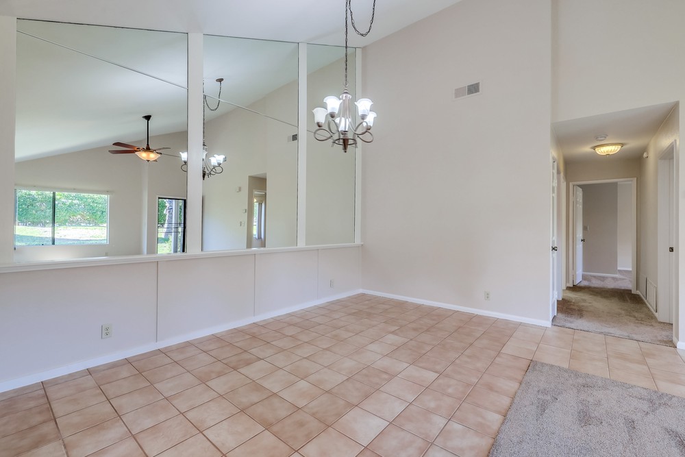Virtual tour photo 8 of 27 for 17537 Ashburton Rd