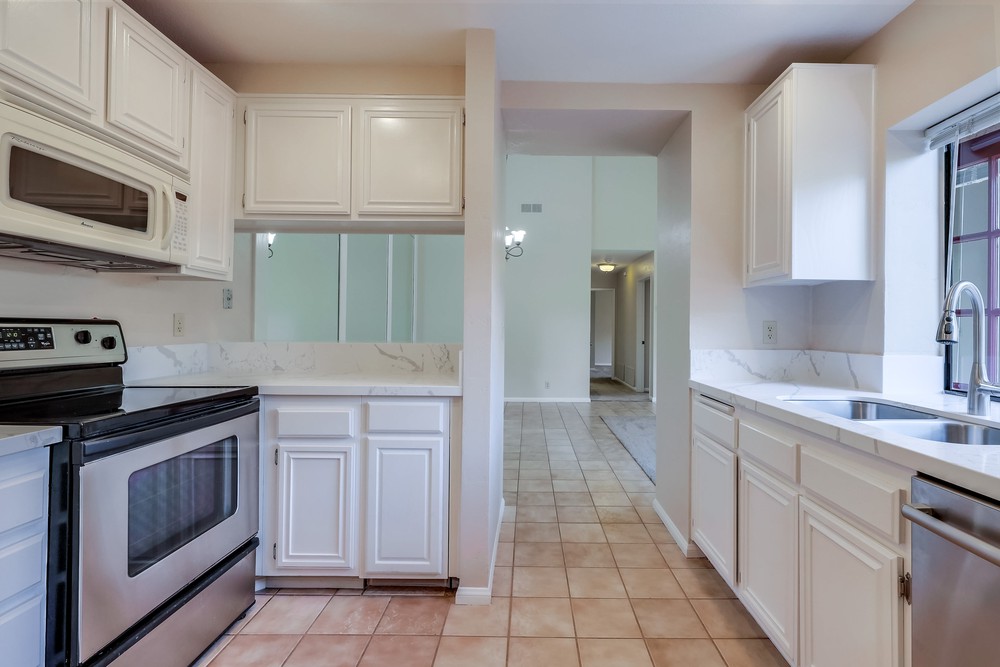 Virtual tour photo 11 of 27 for 17537 Ashburton Rd