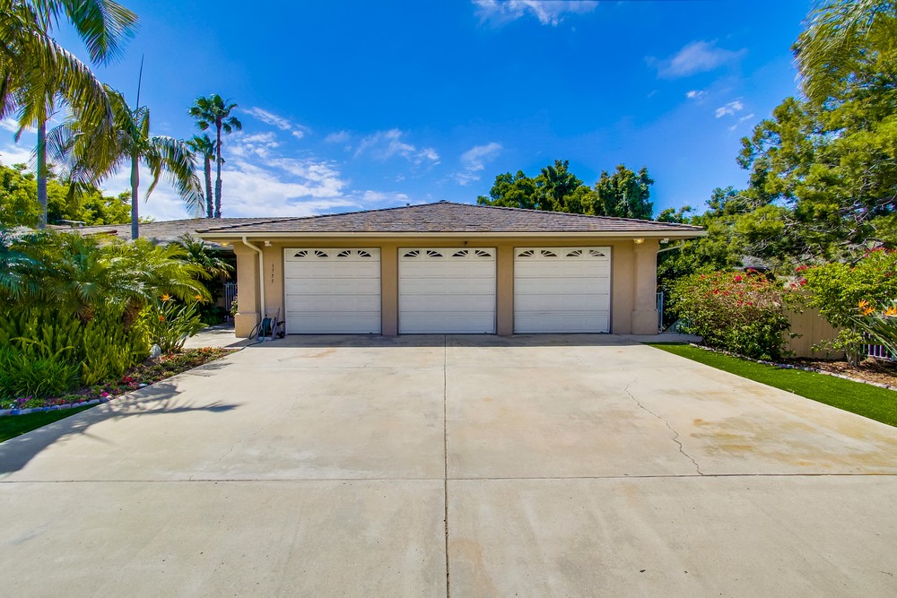 Virtual tour photo 5 of 87 for 1755 Archer St
