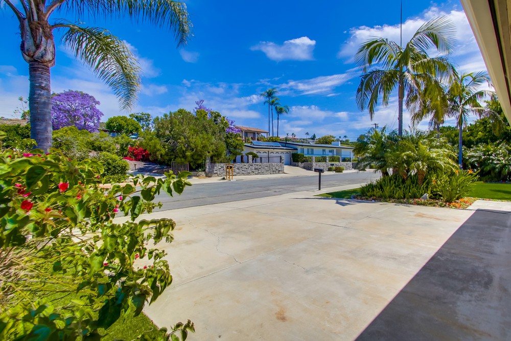 Virtual tour photo 7 of 87 for 1755 Archer St