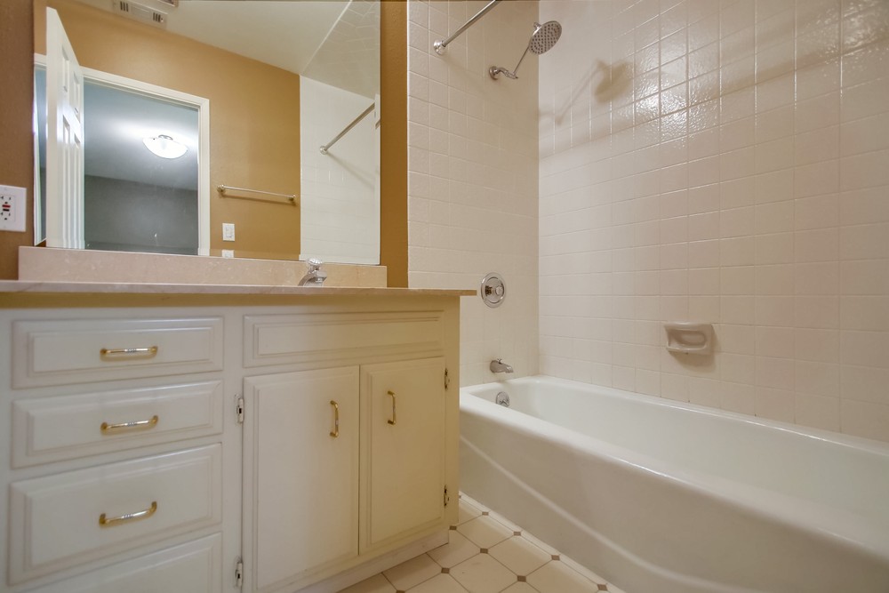 Virtual tour photo 53 of 87 for 1755 Archer St