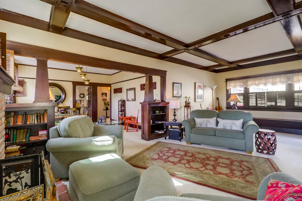 Virtual tour photo 10 of 51 for 1755 Fort Stockton Dr