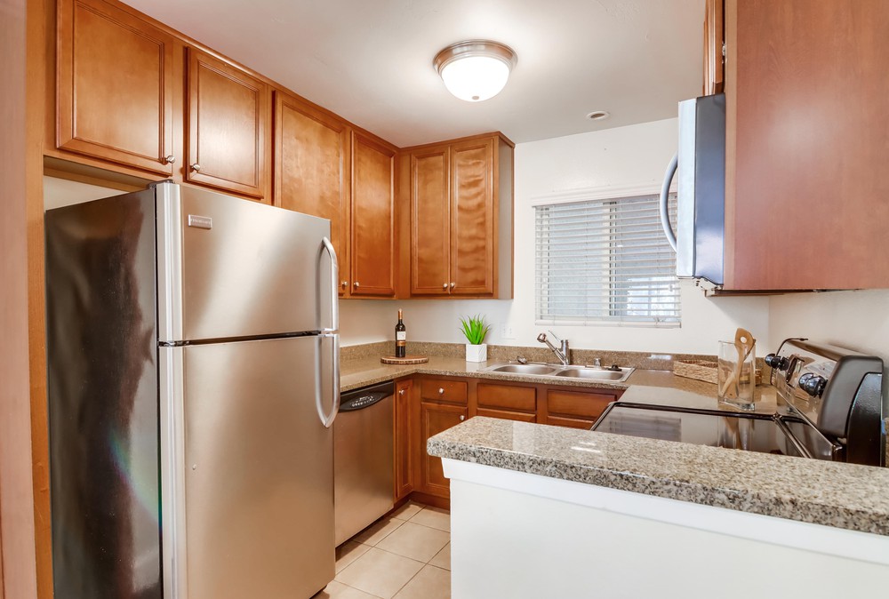 Virtual tour photo 16 of 29 for 1756 Essex St UNIT 105