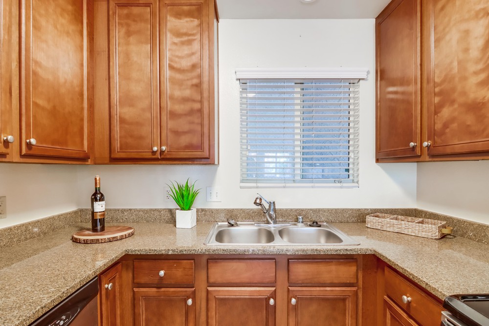 Virtual tour photo 19 of 29 for 1756 Essex St UNIT 105
