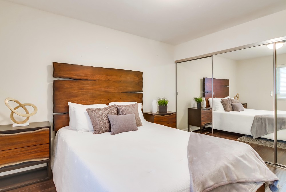 Virtual tour photo 22 of 29 for 1756 Essex St UNIT 105