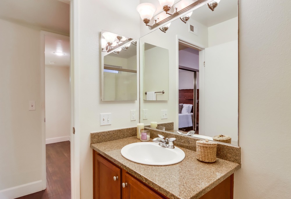 Virtual tour photo 24 of 29 for 1756 Essex St UNIT 105