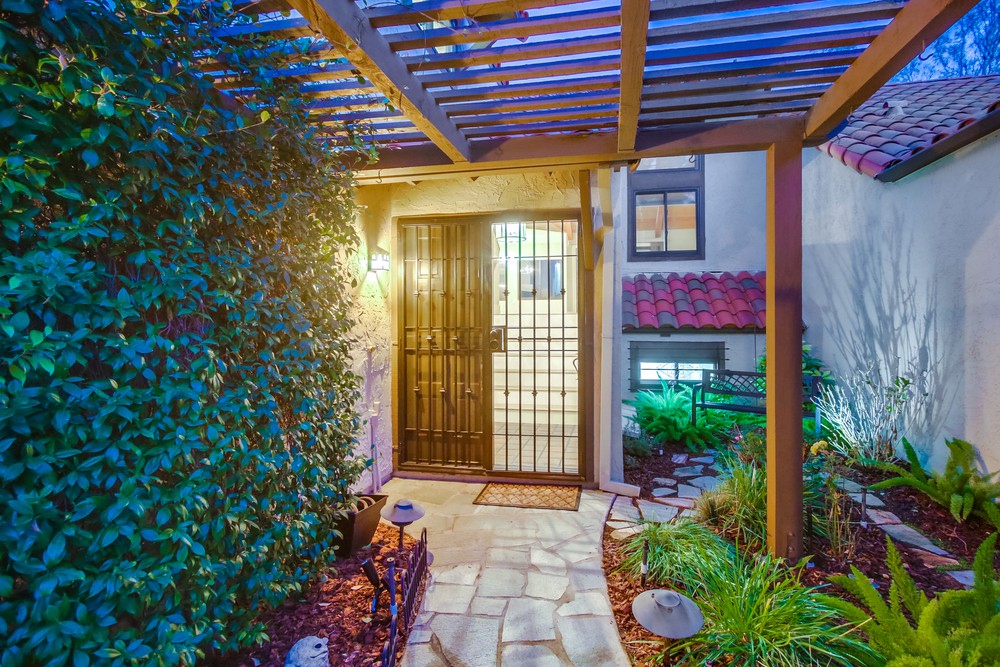 Virtual tour photo 6 of 78 for 17563 Devereux Rd