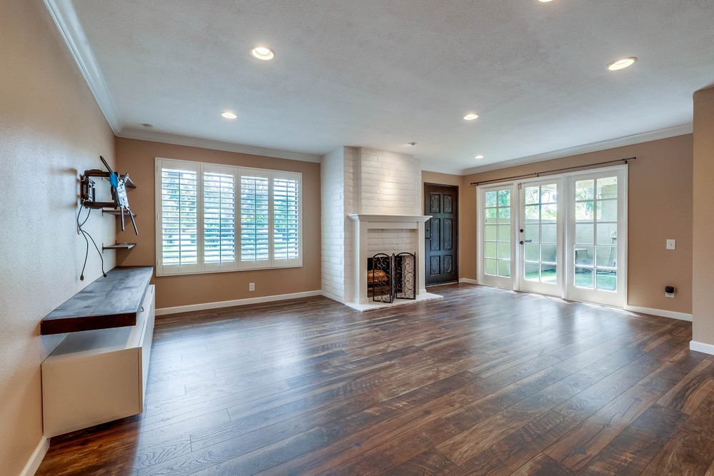 Virtual tour photo 6 of 40 for 17565 Fairlie Rd