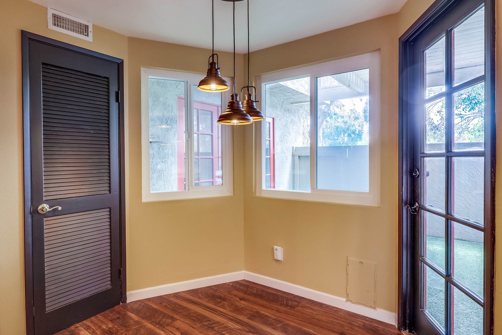 Virtual tour photo 17 of 40 for 17565 Fairlie Rd
