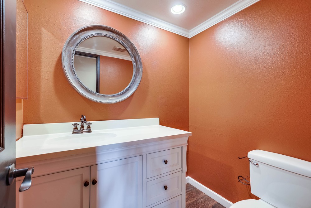 Virtual tour photo 18 of 40 for 17565 Fairlie Rd