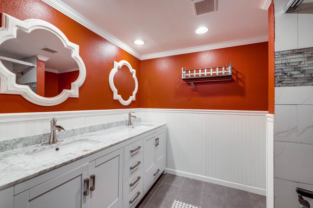 Virtual tour photo 27 of 40 for 17565 Fairlie Rd