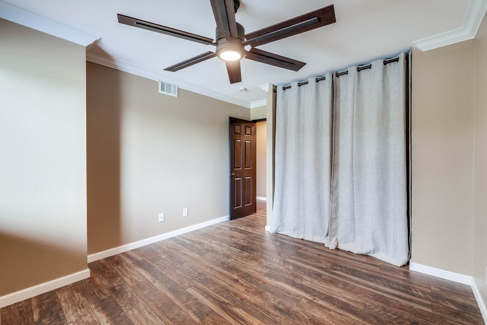 Virtual tour photo 33 of 40 for 17565 Fairlie Rd