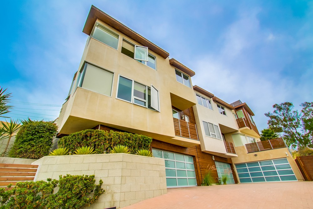 Virtual tour photo 5 of 88 for 1758 Neale St