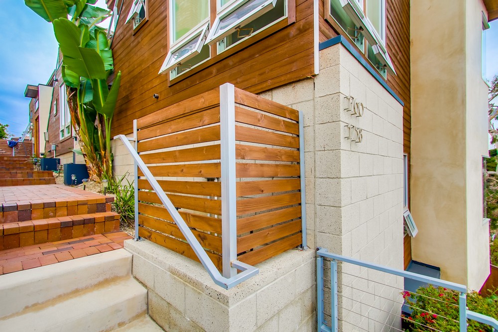 Virtual tour photo 12 of 88 for 1758 Neale St