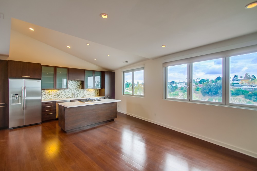 Virtual tour photo 20 of 88 for 1758 Neale St