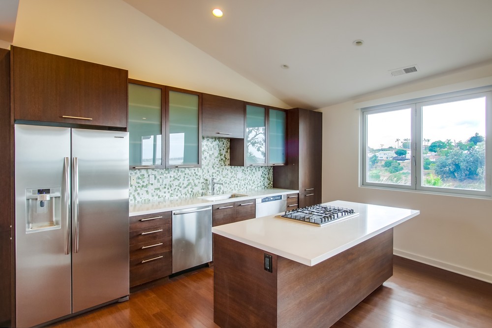 Virtual tour photo 26 of 88 for 1758 Neale St
