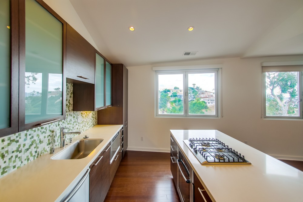 Virtual tour photo 32 of 88 for 1758 Neale St