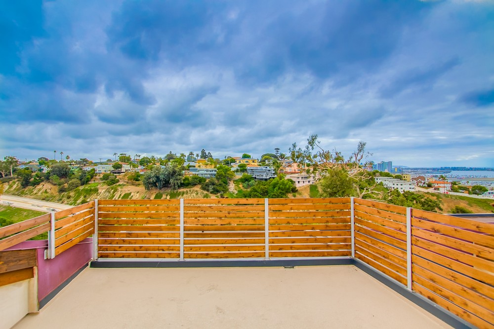 Virtual tour photo 63 of 88 for 1758 Neale St
