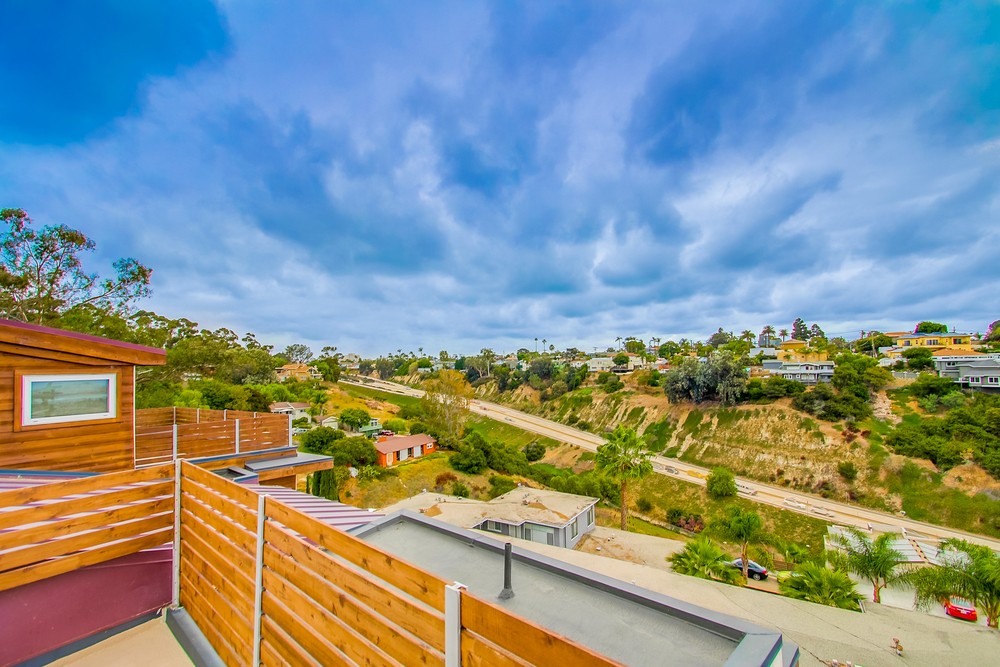 Virtual tour photo 67 of 88 for 1758 Neale St