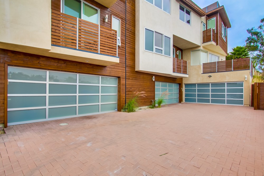 Virtual tour photo 85 of 88 for 1758 Neale St