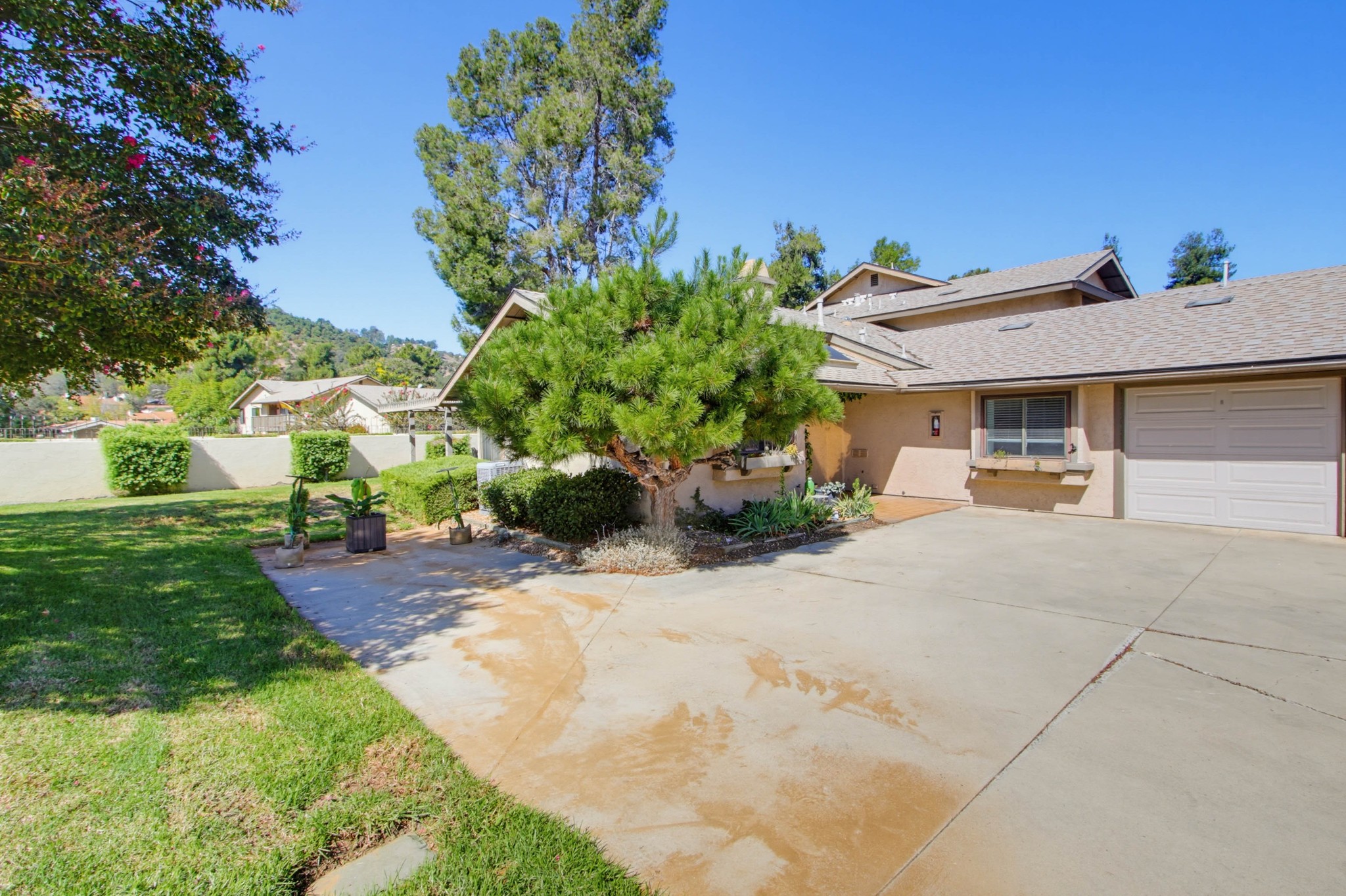 Virtual tour photo 4 of 53 for 1759 Pala Lake Dr